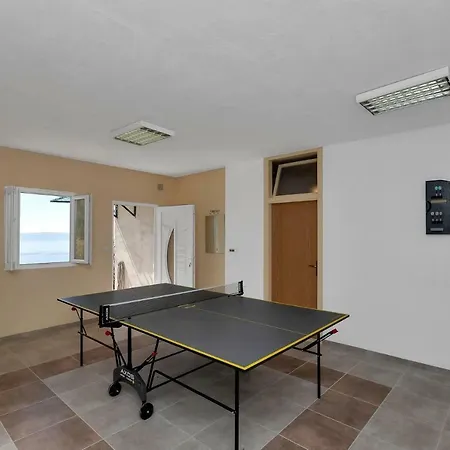 빌라 Makar,heated Pool,gym,grill,seaview 마카르스카
