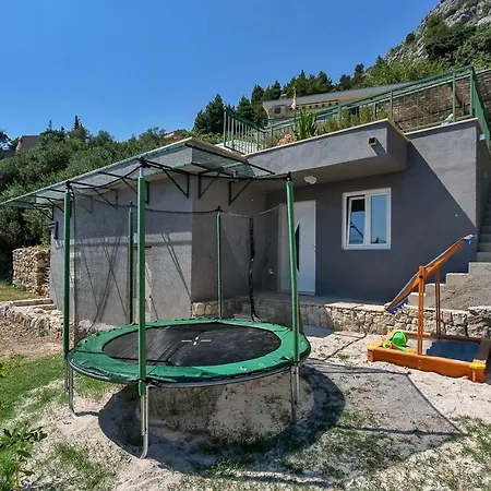 Makar,heated Pool,gym,grill,seaview 빌라