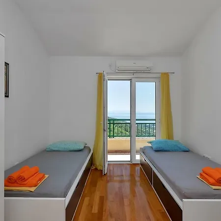 Makar,heated Pool,gym,grill,seaview * Макарска