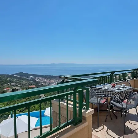 빌라 Makar,heated Pool,gym,grill,seaview *