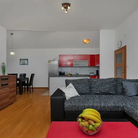 Makar,heated Pool,gym,grill,seaview Вилла
