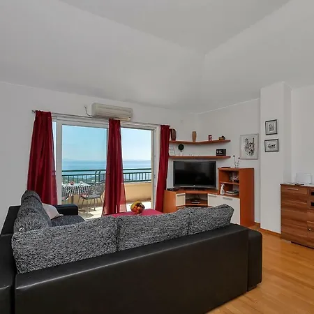 Makar,heated Pool,gym,grill,seaview * Макарска