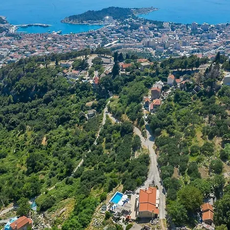 Вилла Makar,heated Pool,gym,grill,seaview