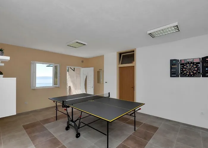 Vila Makar,heated Pool,gym,grill,seaview Makarska